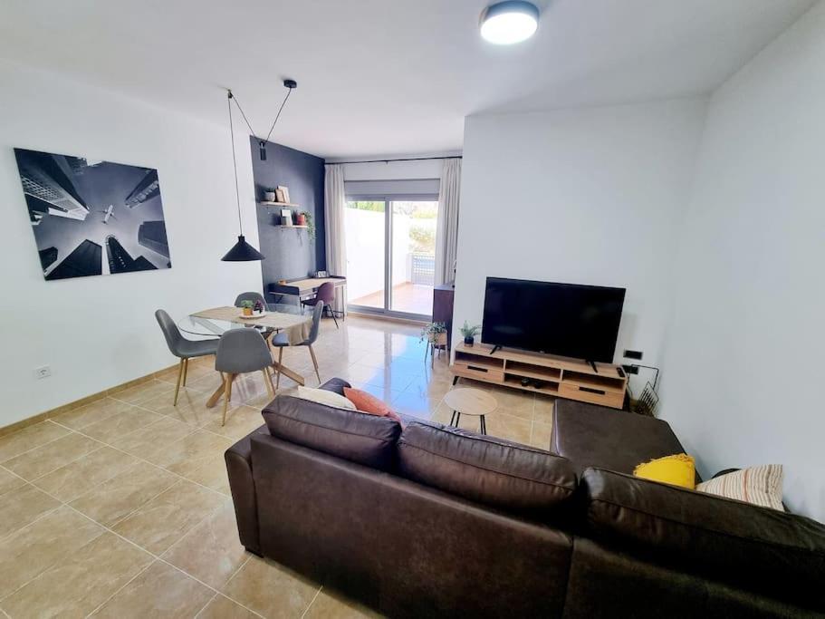 Cal Marc - Piso Con Piscina Y Terraza Apartment